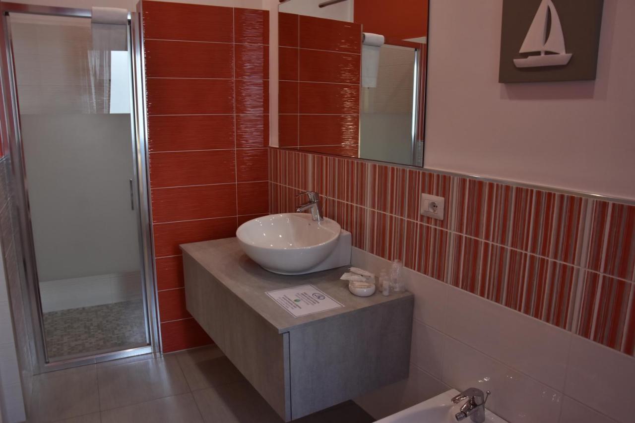 B&B Marina Blu Giardini Naxos Eksteriør bilde