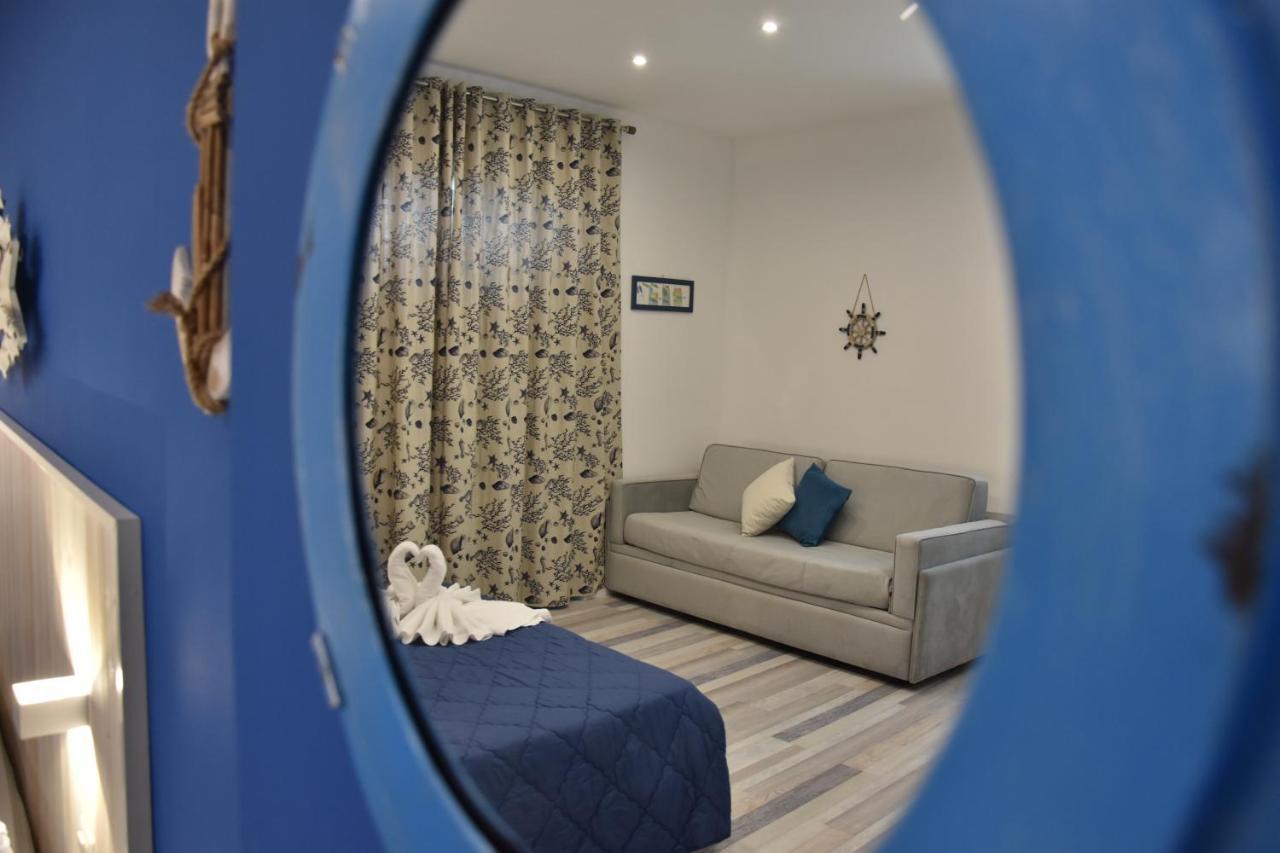 B&B Marina Blu Giardini Naxos Eksteriør bilde